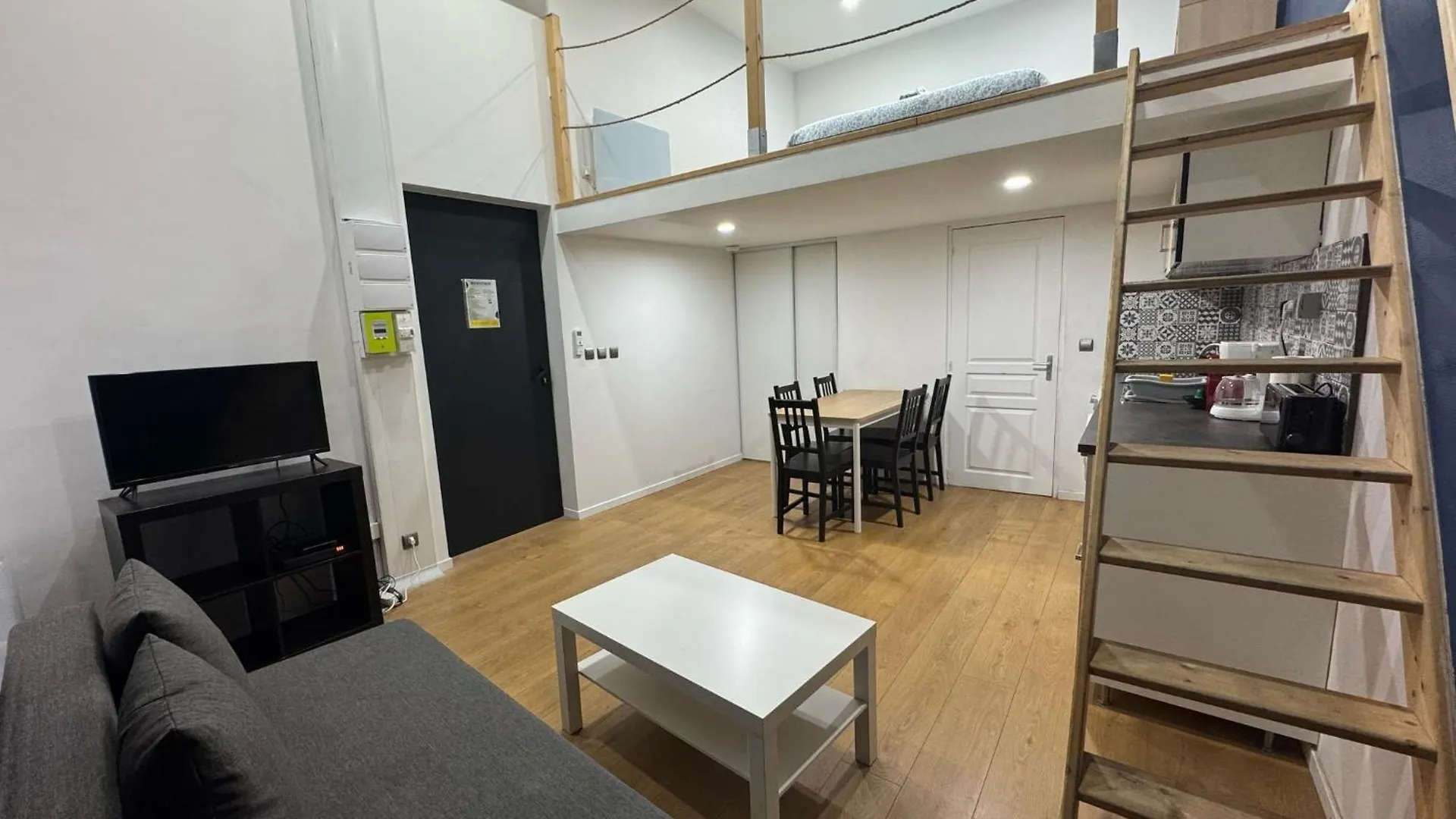 Studio Cosy Proche Du Centre De Lyon Daire